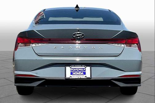 2021 Hyundai ELANTRA SE