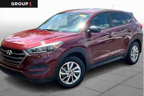 2016 Hyundai TUCSON SE