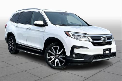 2022 Honda Pilot Touring 8-Passenger