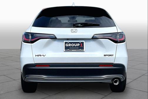 Platinum White Pearl 2026 Honda HR-V AWD Sport