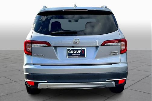 2021 Honda Pilot Touring 8-Passenger