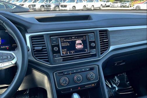 2023 Volkswagen Atlas 2.0T SE