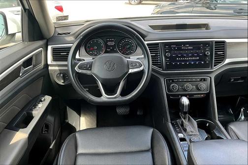 2021 Volkswagen Atlas 3.6L SE w/Technology