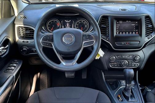 2020 Jeep Cherokee Latitude