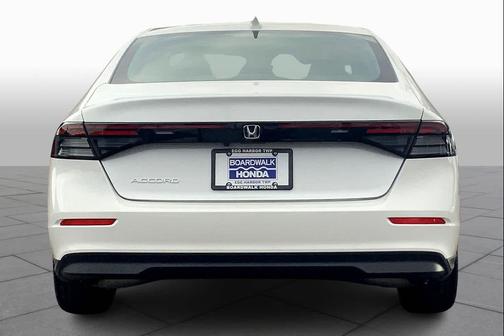 Platinum White Pearl 2023 Honda Accord LX 1.5T