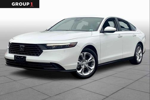 Platinum White Pearl 2023 Honda Accord LX 1.5T