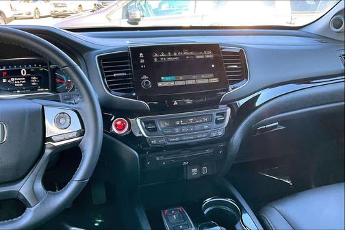 2022 Honda Pilot Touring 8-Passenger