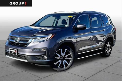 2022 Honda Pilot Touring 8-Passenger
