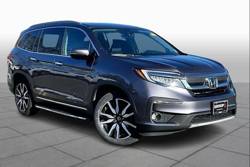 2022 Honda Pilot Touring 8-Passenger