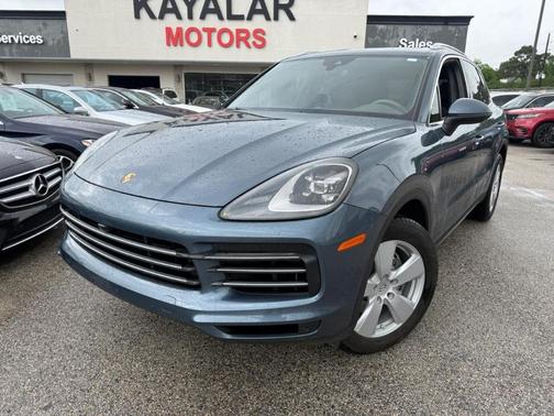 Blue 2019 Porsche Cayenne Base