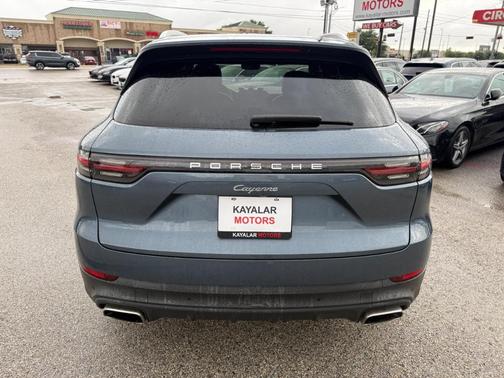 Blue 2019 Porsche Cayenne Base