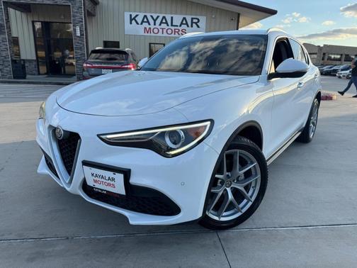 2018 Alfa Romeo Stelvio Sport