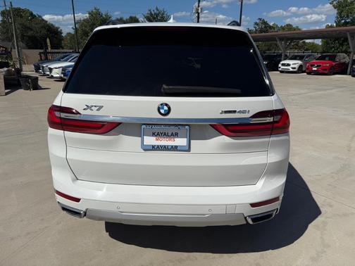 2021 BMW X7 xDrive40i
