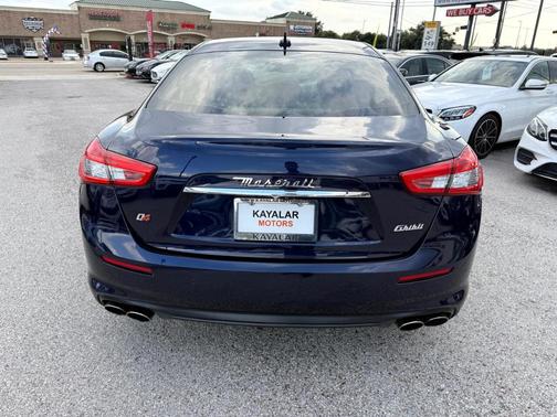 2018 Maserati Ghibli Base