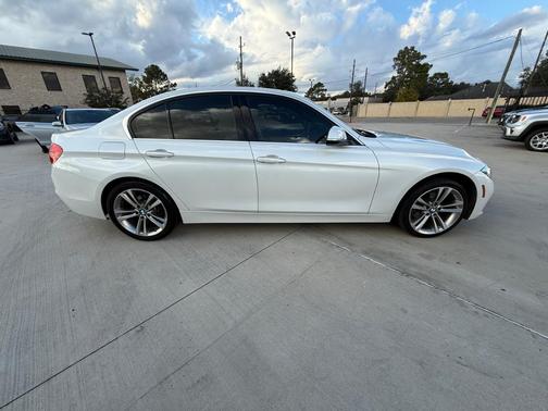 2018 BMW 330 i