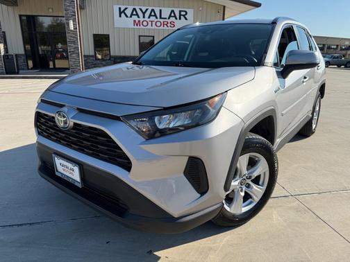 2020 Toyota RAV4 Hybrid LE
