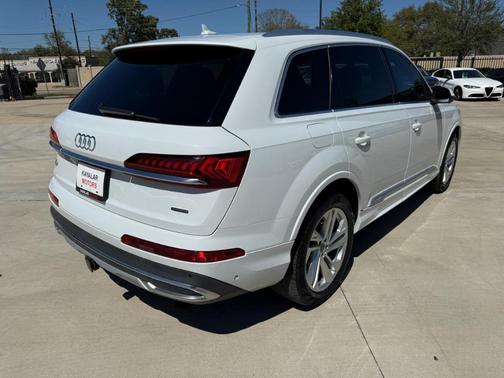 2021 Audi Q7 55 Premium