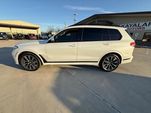 2019 BMW X7 xDrive50i