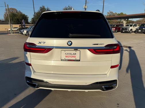 2019 BMW X7 xDrive50i