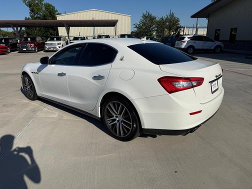 2017 Maserati Ghibli Base