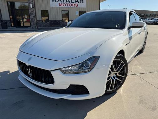 2017 Maserati Ghibli Base