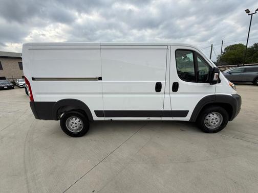 White 2017 RAM ProMaster 1500 Low Roof
