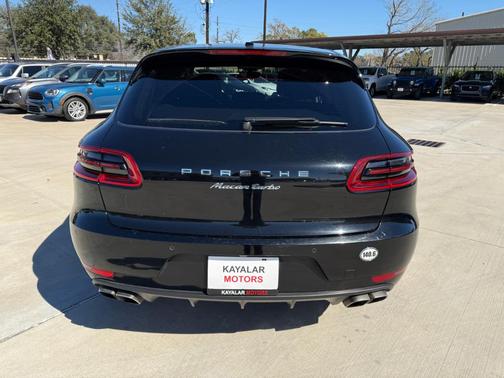 2015 Porsche Macan Turbo