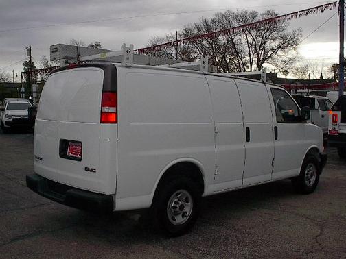 2022 GMC Savana 2500 Work Van