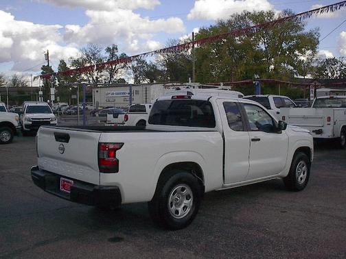 2024 Nissan Frontier S