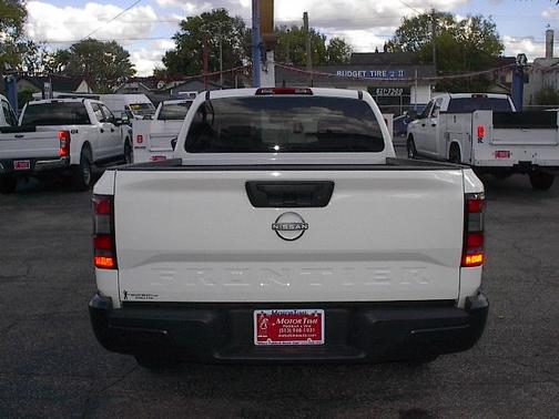 2024 Nissan Frontier S