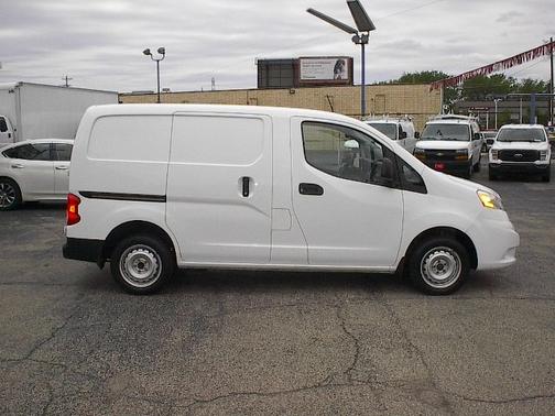 FRESH POWDER WHITE 2020 Nissan NV200 S