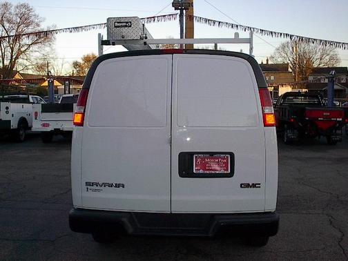 2022 GMC Savana 2500 Work Van