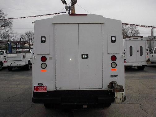 SUMMIT WHITE 2016 Chevrolet Express 3500 Work Van