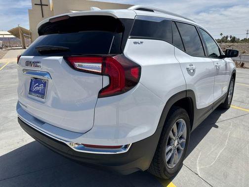 Summit White 2024 GMC Terrain SLT