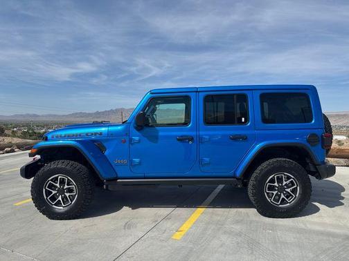 Hydro Blue Pearlcoat 2026 Jeep Wrangler Rubicon