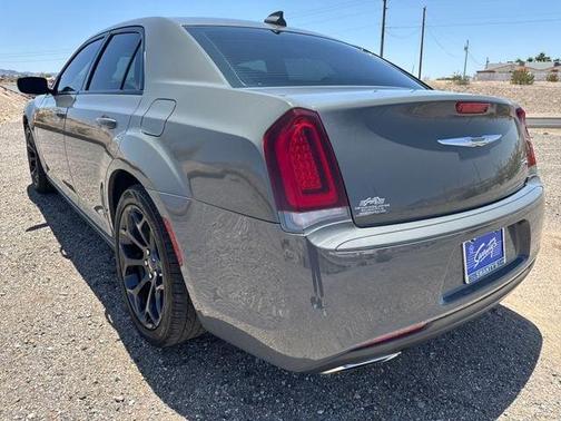 2019 Chrysler 300 S