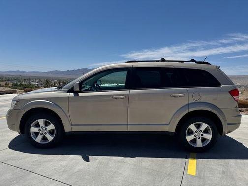 Light Sandstone 2009 Dodge Journey SXT