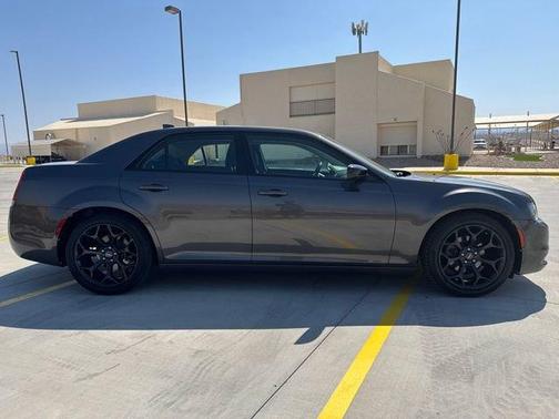 2019 Chrysler 300 Touring