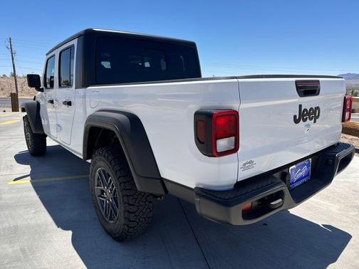 Bright White 2025 Jeep Gladiator Sport