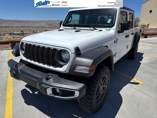 Bright White 2025 Jeep Gladiator Sport