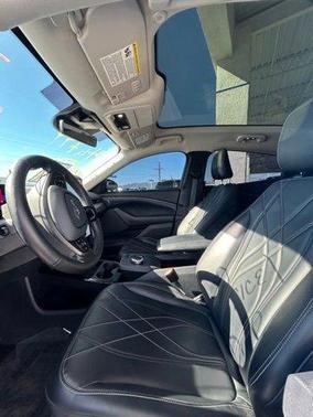 2022 Ford Mustang Mach-E California Route 1