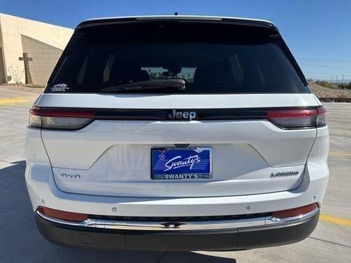 2023 Jeep Grand Cherokee Laredo