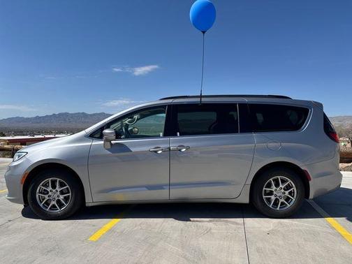 2021 Chrysler Pacifica Touring