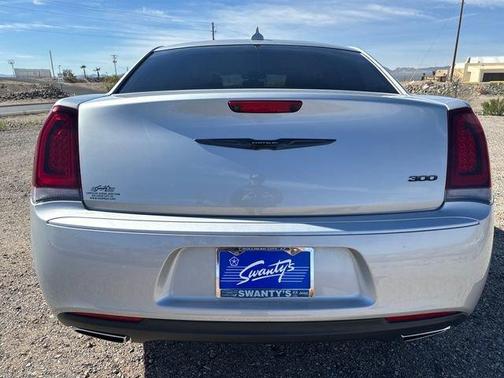 2023 Chrysler 300 Touring