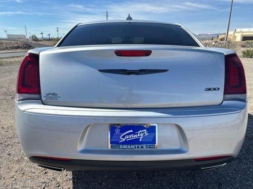 2023 Chrysler 300 Touring