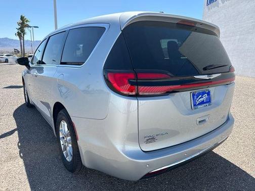 Silver Mist 2024 Chrysler Pacifica Touring-L