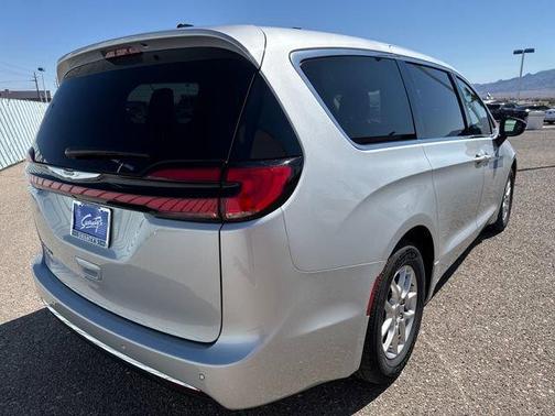 Silver Mist 2024 Chrysler Pacifica Touring-L