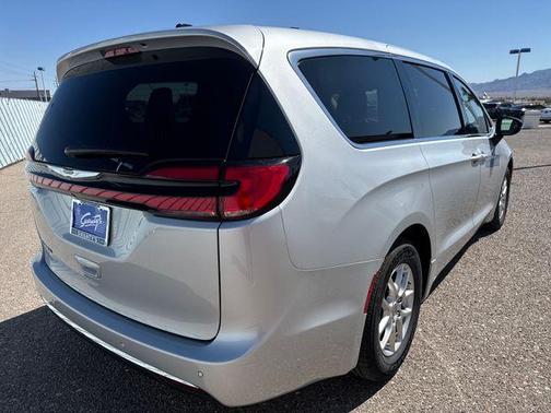 Silver Mist 2024 Chrysler Pacifica Touring-L
