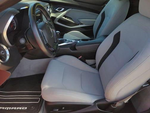 2022 Chevrolet Camaro 1LT