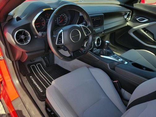 2022 Chevrolet Camaro 1LT
